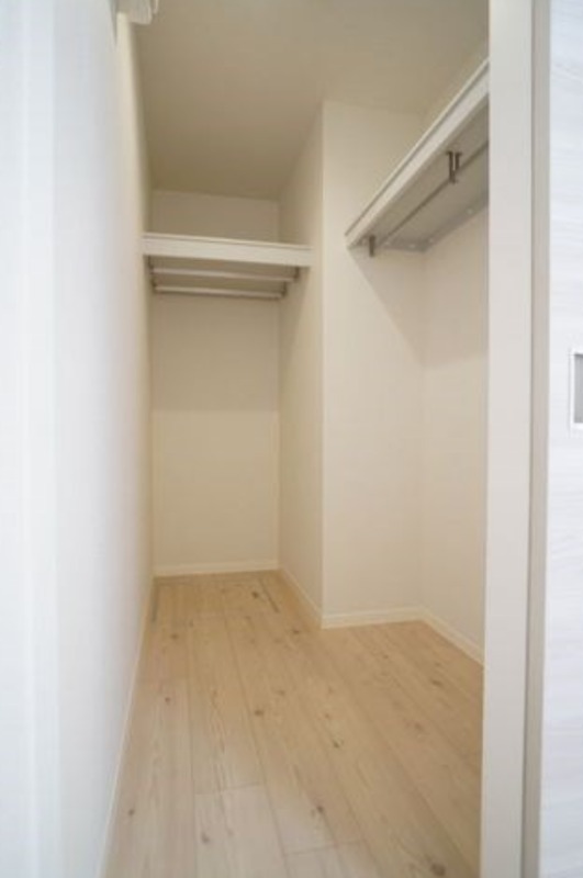 ��ʌ��������܎s�����攪���q�R���ڂ̃}���V�����̎��[