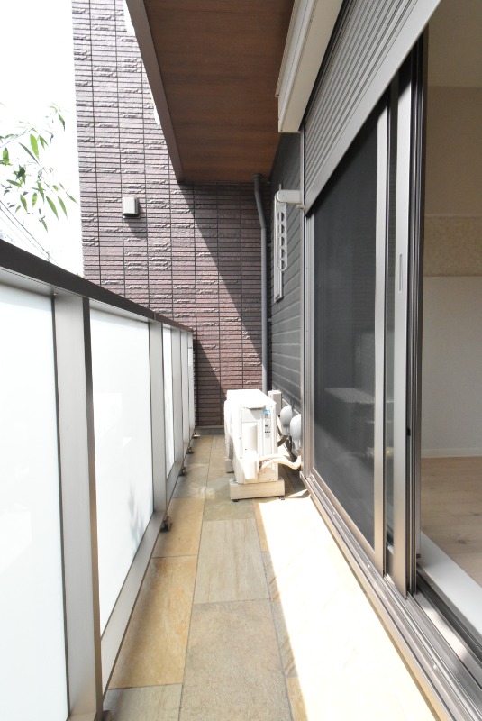 ��ʌ��������܎s�����攪���q�R���ڂ̃}���V�����̃o���R�j�[