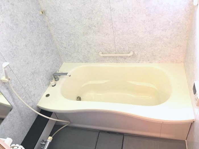 ��ʌ��������܎s����厚��v�ۗ̉Ƃ̃A�p�[�g�̃o�X