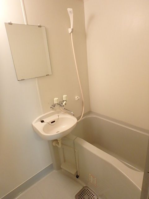 ��ʌ��������܎s��{��听���P���ڂ̃}���V�����̃o�X