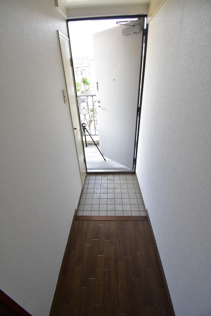 ��ʌ��������܎s����厚�󗈂̃}���V�����̌���