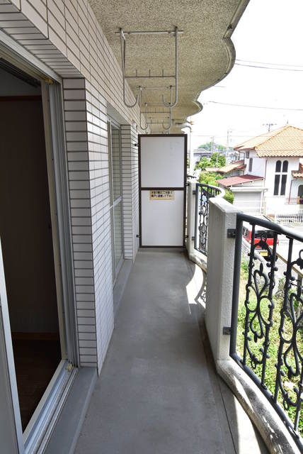 ��ʌ��������܎s����厚�󗈂̃}���V�����̃o���R�j�[