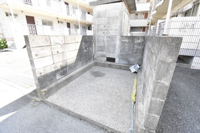 ��ʌ��������܎s����厚�󗈂̃}���V�����̂��̑�