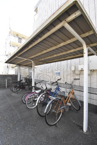 ��ʌ��������܎s����厚�󗈂̃}���V�����̂��̑�