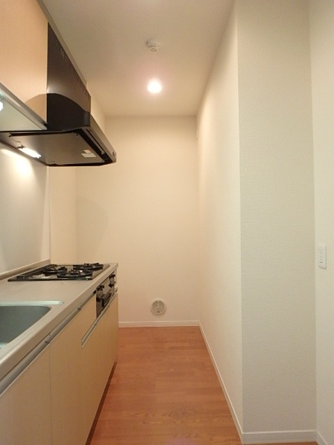 ��ʌ��������܎s�k�擌�听���Q���ڂ̃}���V�����̃L�b�`��