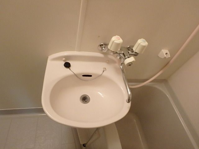 ��ʌ��������܎s��{��听���P���ڂ̃}���V�����̐��ʏ�