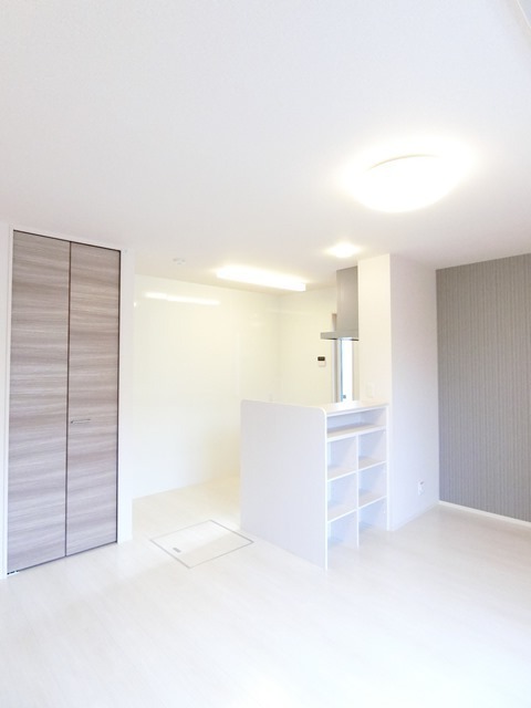 ��ʌ��������܎s�����擌��{�P���ڂ̃A�p�[�g�̋��ԁE���r���O