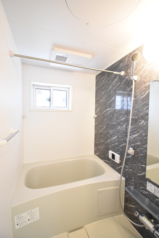 ��ʌ��������܎s����厚���V�n�̃A�p�[�g�̃o�X