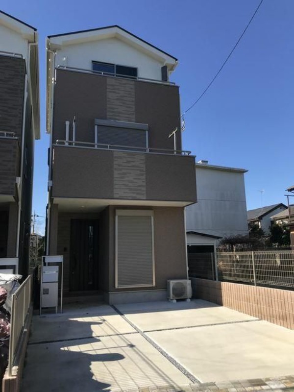 ��ʌ��������܎s�Y�a��̉ƂV���ڂ̈�ˌ��Ă̌����O��