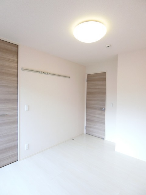 ��ʌ��������܎s�����擌��{�P���ڂ̃A�p�[�g�̂��̑������E�X�y�[�X