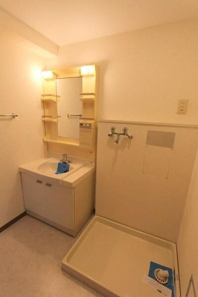 ��ʌ��������܎s���撆���P���ڂ̃}���V�����̐��ʏ�