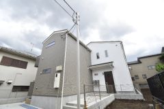 ��ʌ��������܎s�������J�V����9-20-1�̃A�p�[�g�̌����O��