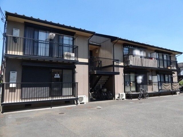 ��ʌ��������܎s������厚�쒆��213-2�̃A�p�[�g�̌����O��