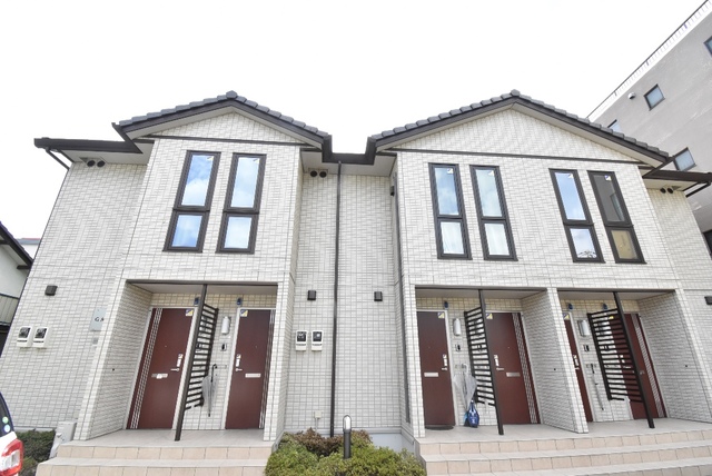 ��ʌ��������܎s�k��{�����R���ڂ̃A�p�[�g�̃G���g�����X