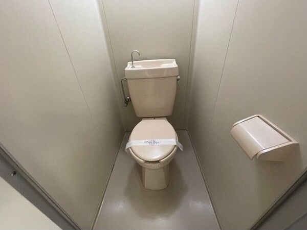 ��ʌ��������܎s����厚��v�ۗ̉Ƃ̃A�p�[�g�̃g�C��