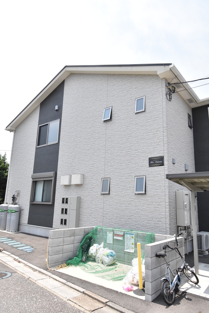 ��ʌ��������܎s��{��O���Q����565-1�̃A�p�[�g�̌����O��