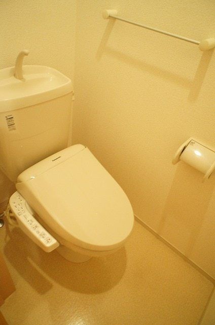 ��ʌ��������܎s�΋�厚���̃A�p�[�g�̃g�C��