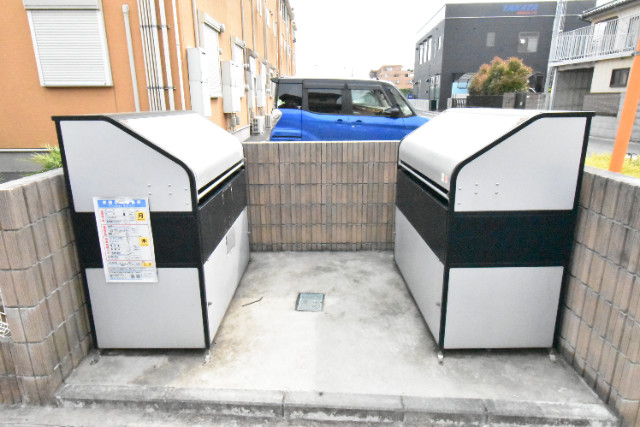 ��ʌ��������܎s�΋�厚���̃A�p�[�g�̂��̑�