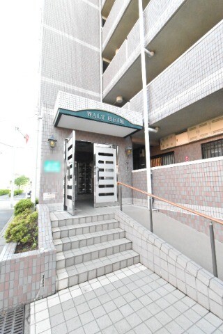 ��ʌ�����s�����P���ڂ̃}���V�����̃G���g�����X