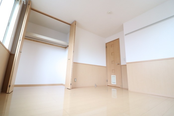 ��ʌ�����s�厚���s�̃A�p�[�g�̂��̑������E�X�y�[�X