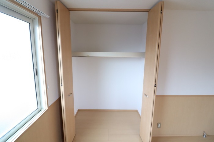 ��ʌ�����s�厚���s�̃A�p�[�g�̎��[