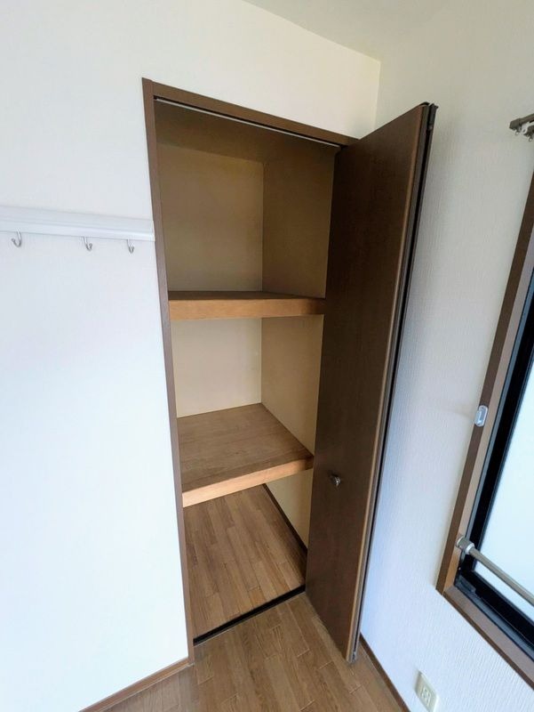 ��ʌ��������܎s����厚���V�n�̃A�p�[�g�̎��[