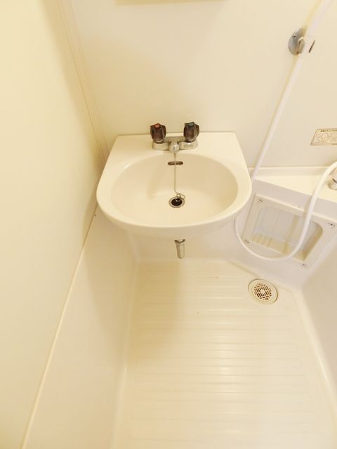 ��ʌ��@�c�s����Q���ڂ̃}���V�����̐��ʏ�