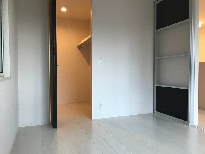 ��ʌ�����s�厚���s�̃A�p�[�g�̋��ԁE���r���O