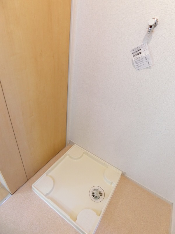 ��ʌ��������܎s��΋撇���Q���ڂ̃A�p�[�g�̂��̑�