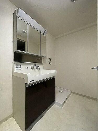 ��ʌ��������܎s��{��x�̓����P���ڂ̃}���V�����̐��ʏ�