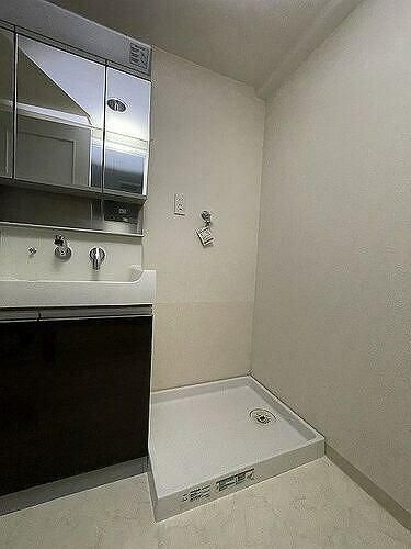 ��ʌ��������܎s��{��x�̓����P���ڂ̃}���V�����̂��̑�