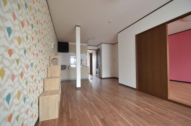 ��ʌ��@�c�s���V�h�Q���ڂ̃A�p�[�g�̋��ԁE���r���O