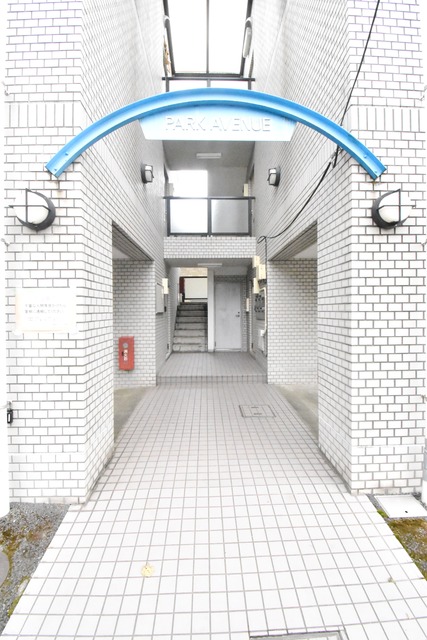 ��ʌ��������܎s��{�捂�@���P���ڂ̃}���V�����̃G���g�����X