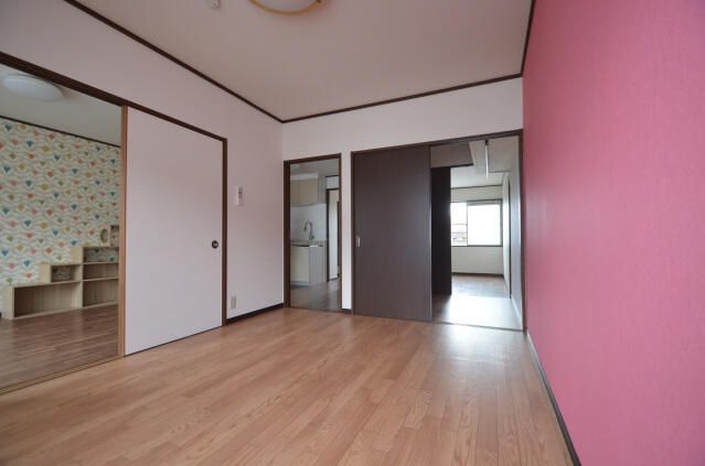 ��ʌ��@�c�s���V�h�Q���ڂ̃A�p�[�g�̂��̑������E�X�y�[�X