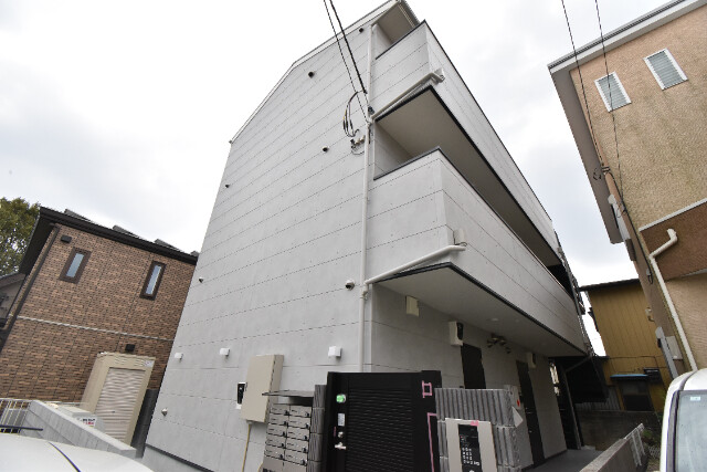 ��ʌ��������܎s��{��k�ܒ��Q���ڂ̃A�p�[�g�̌����O��