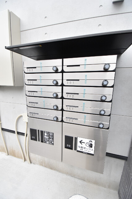 ��ʌ��������܎s��{��k�ܒ��Q���ڂ̃A�p�[�g�̂��̑�