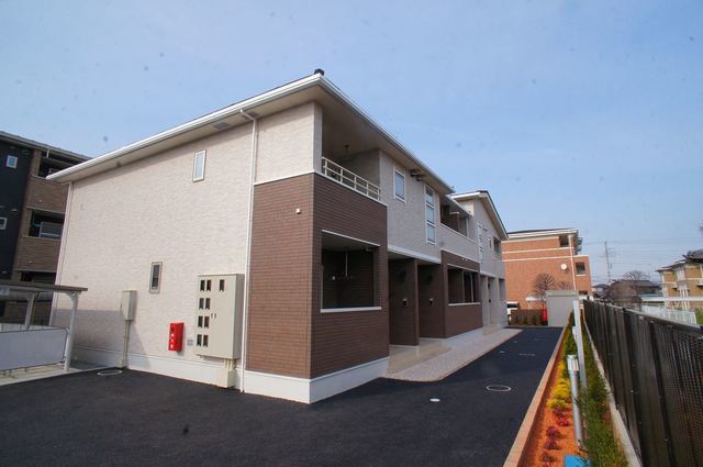 ��ʌ��k�����S�ɓޒ����h��S����111-3�̃A�p�[�g�̌����O��