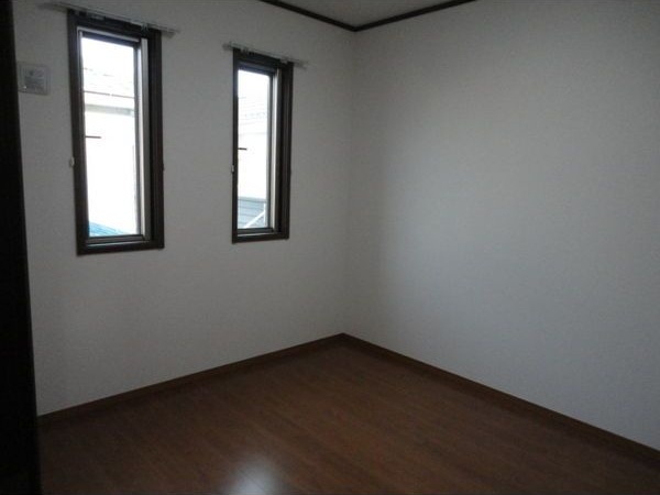 ��ʌ�����s�˒ˋ����̃A�p�[�g�̂��̑������E�X�y�[�X