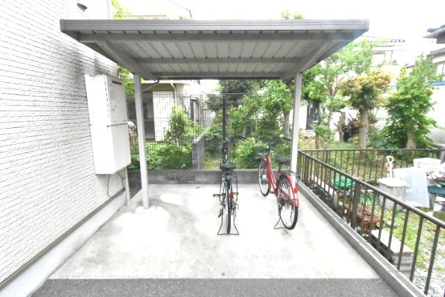 ��ʌ�����s�˒ˋ����̃A�p�[�g�̂��̑�