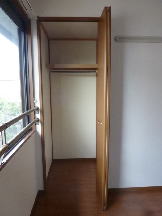 ��ʌ�����s�˒˂R���ڂ̃A�p�[�g�̎��[