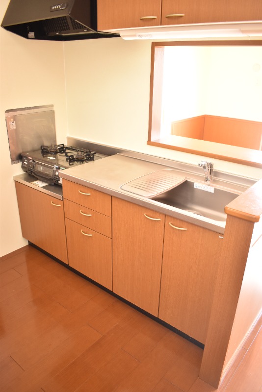 ��ʌ��������܎s��{��O���S���ڂ̃A�p�[�g�̃L�b�`��