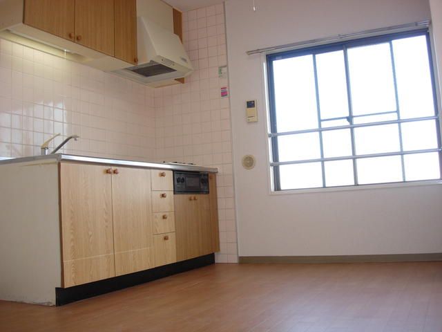 ��ʌ��������܎s��{��������P���ڂ̃}���V�����̃L�b�`��