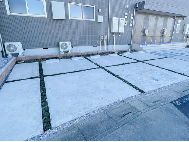 ��ʌ��������܎s����厚���V�n�̃}���V�����̒��ԏ�