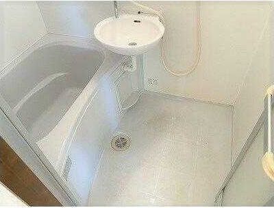 ��ʌ�����s�����P���ڂ̃}���V�����̃o�X