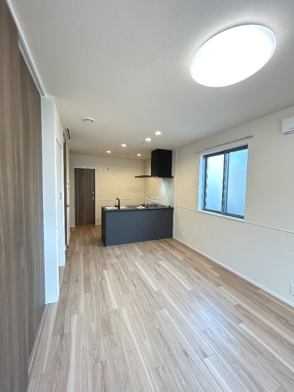 ��ʌ��������܎s�������a�c���P���ڂ̃}���V�����̋��ԁE���r���O