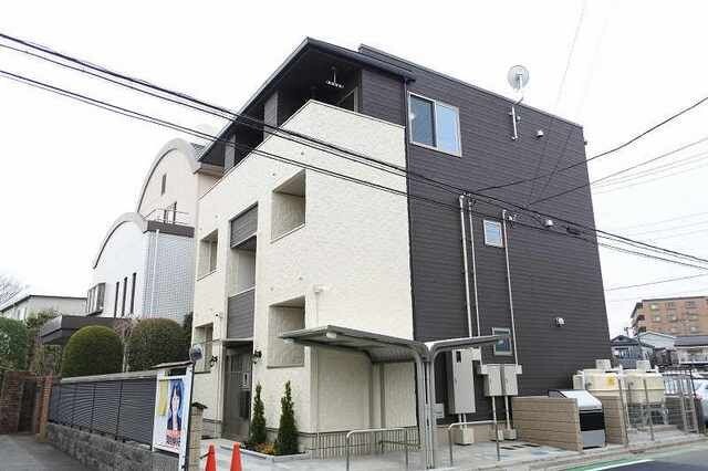 ��ʌ�����s�����P���ڂ̃A�p�[�g�̌����O��