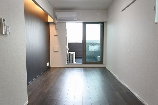 ��ʌ�����s�����P���ڂ̃A�p�[�g�̋��ԁE���r���O