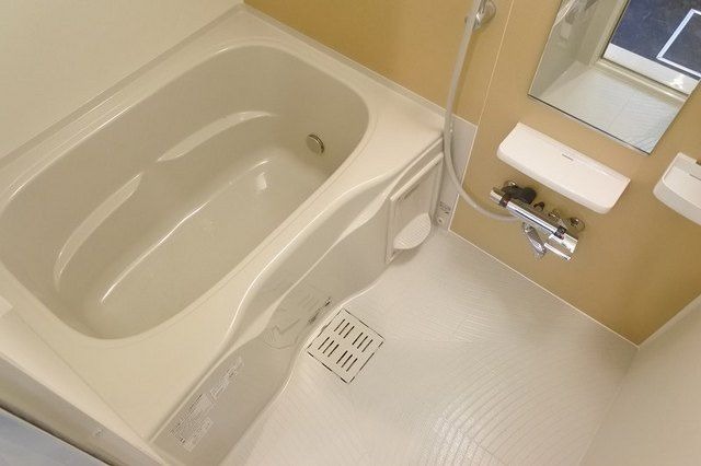 ��ʌ�����s�����P���ڂ̃A�p�[�g�̃o�X