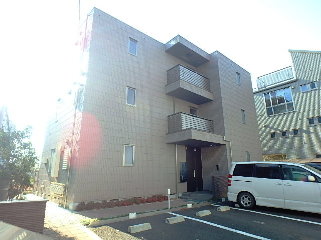 ��ʌ��������܎s��{��k�ܒ��P���ڂ̃}���V�����̌����O��