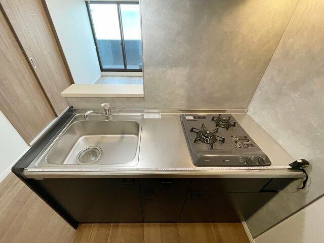 ��ʌ��������܎s��΋���q�S���ڂ̃A�p�[�g�̃L�b�`��